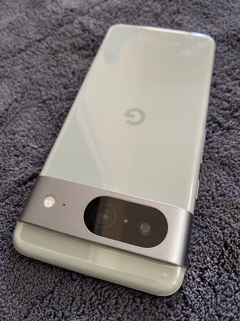 Google Pixel 8 5
