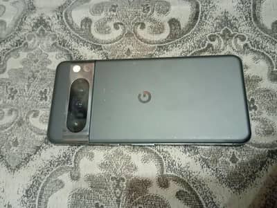 Google Pixel 8 Pro