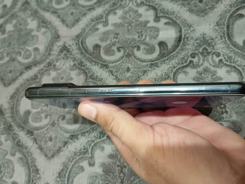 Google Pixel 8 Pro 3
