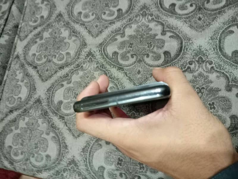 Google Pixel 8 Pro 4