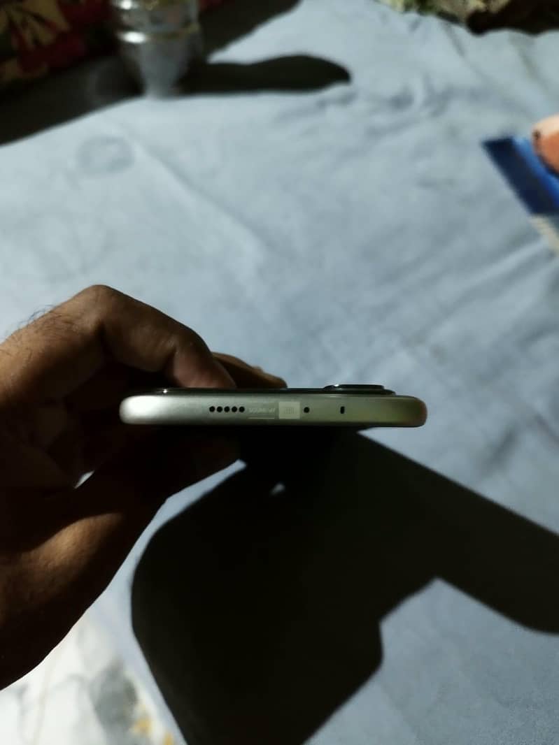 Infinix note edge 6