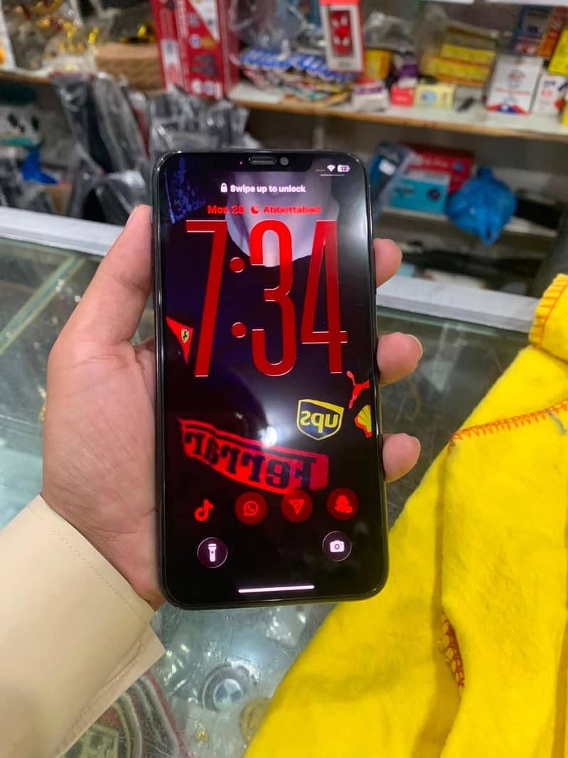 Apple iPhone 11 pro max 3