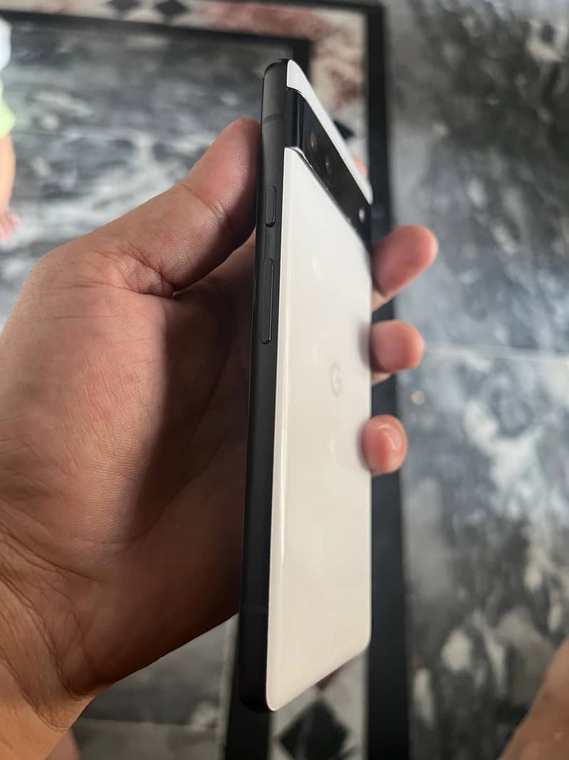 Google Pixel 6a 1