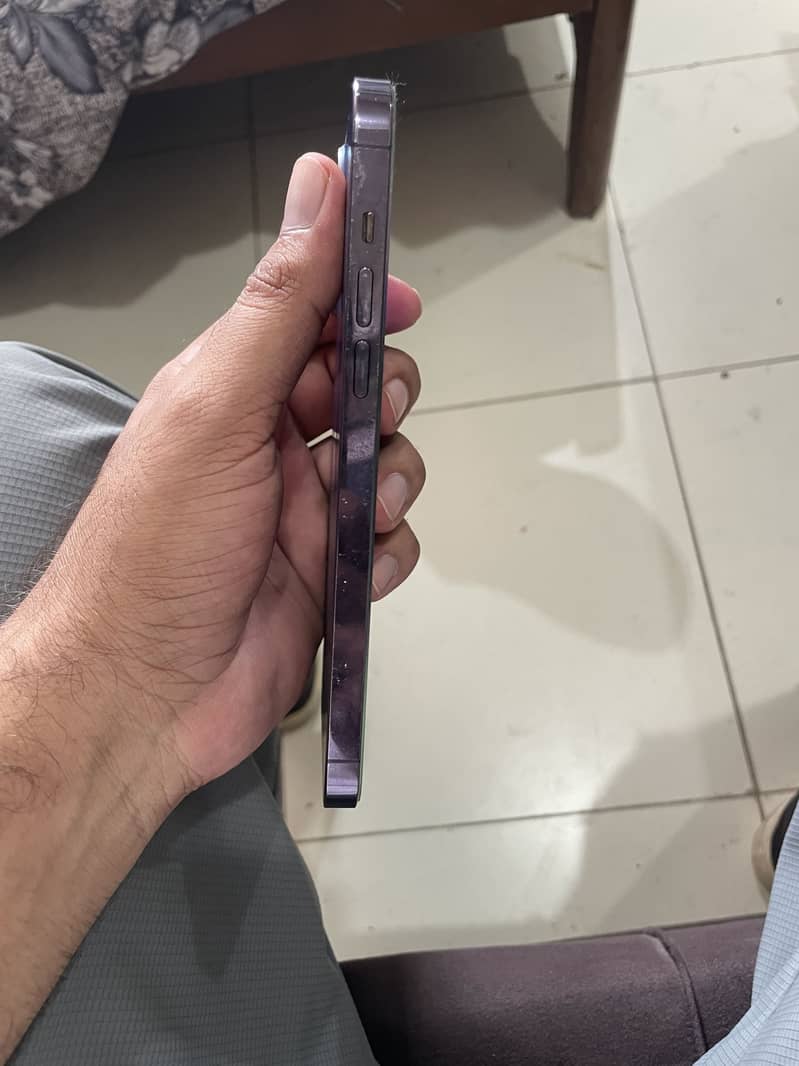 Apple iPhone 14 Pro Max 2