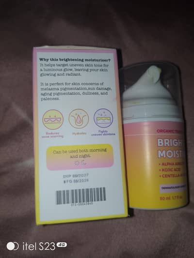 organic traveller moisturizer