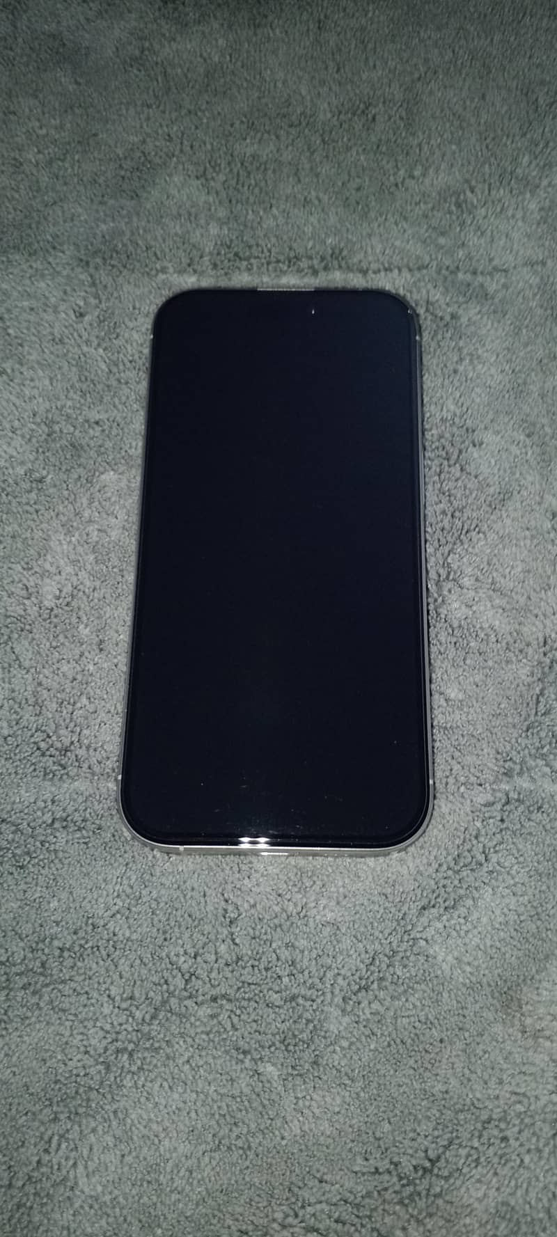Apple iPhone 16 Pro 0