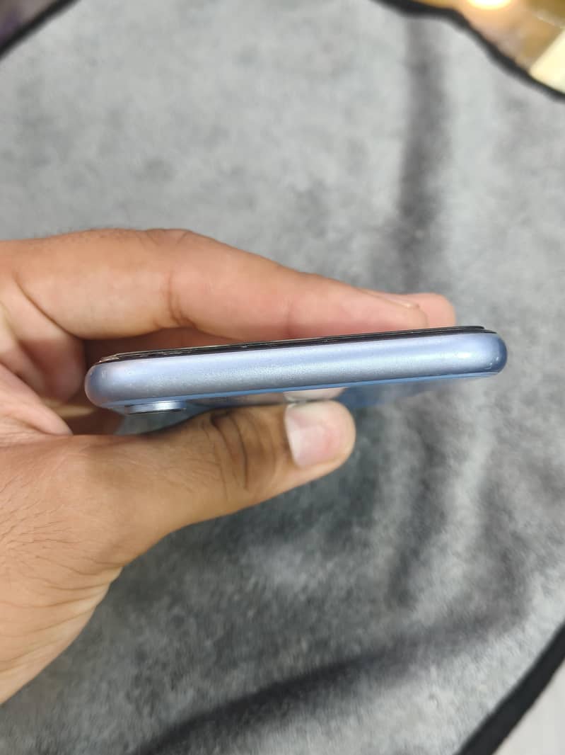 Apple iPhone XR 5
