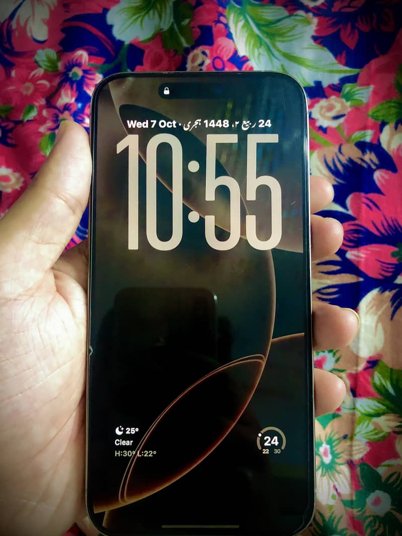 Apple iPhone 15 Pro Max 4
