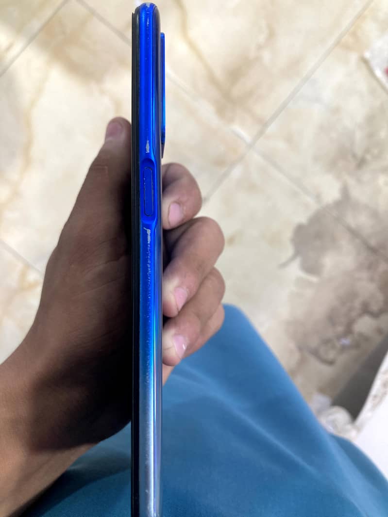 OPPO A54 5