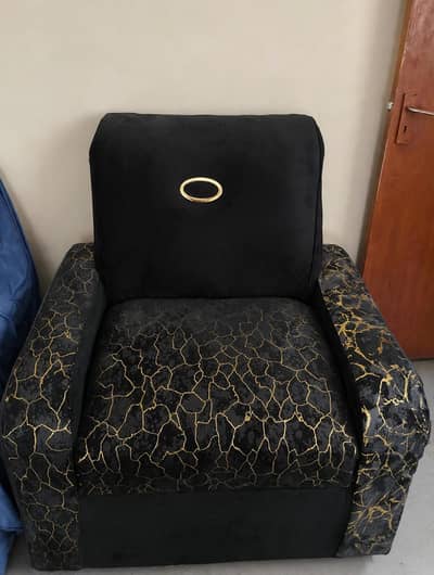 Sofa Fore Sale  Reasonable Price