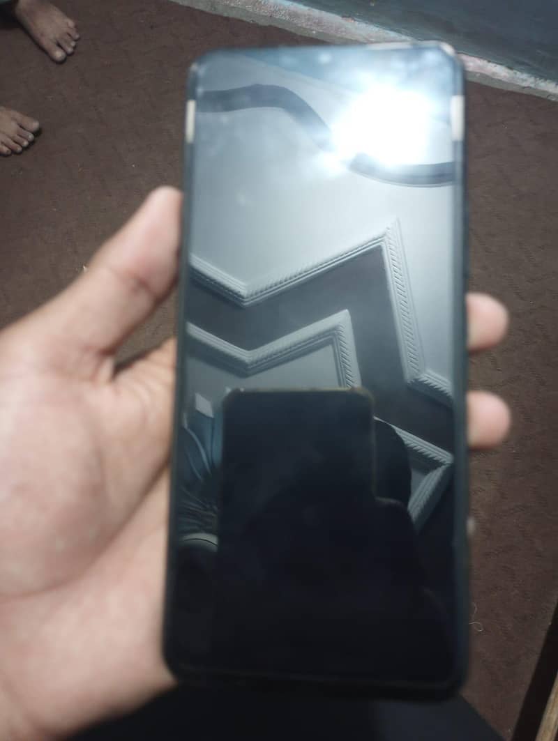Tecno pova 13