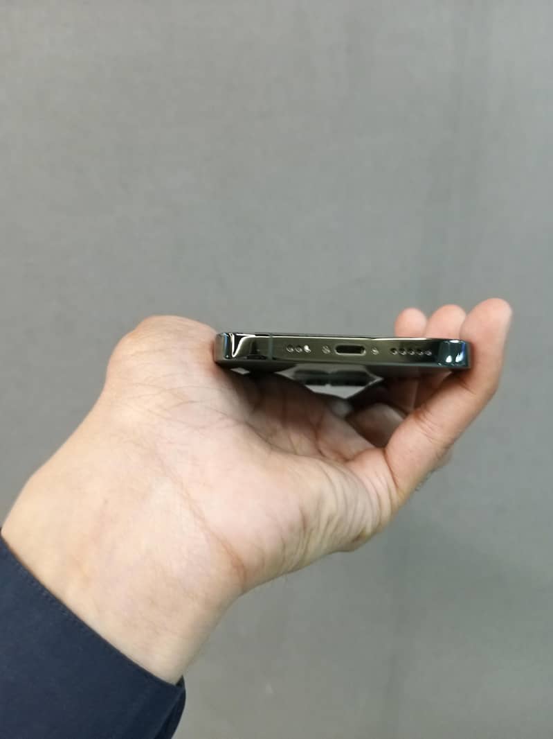Apple iPhone 13 Pro 5