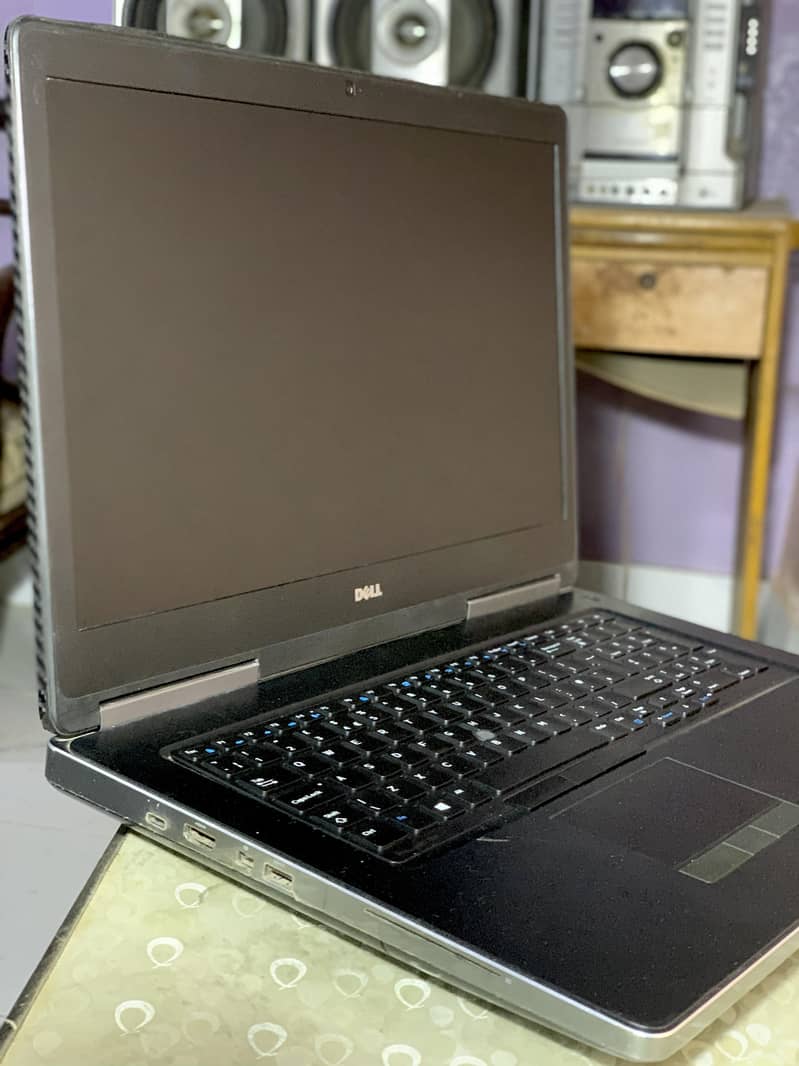 Dell precision 7720 9