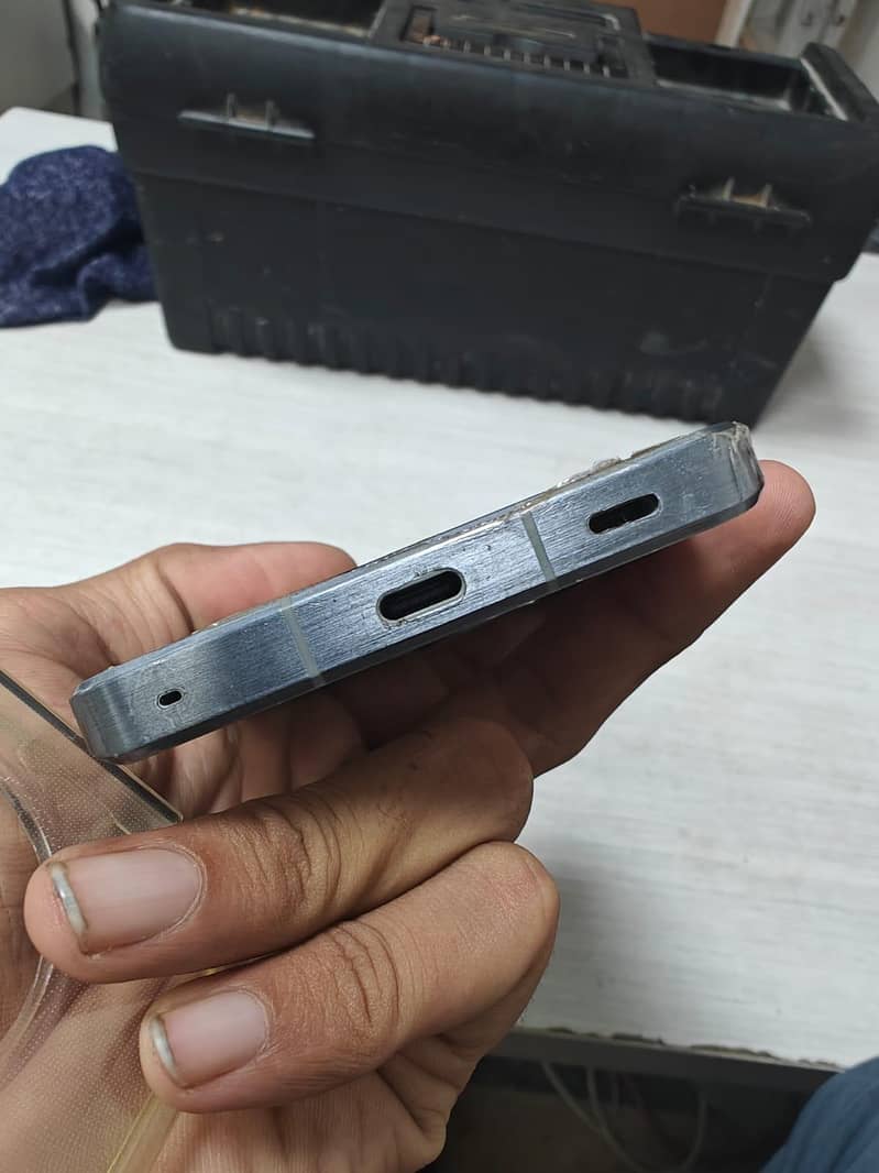 Asus ROG  7 3