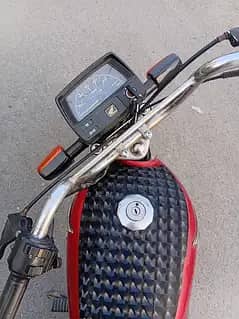 2021/22 Honda 70cc bike available for sale in good condition