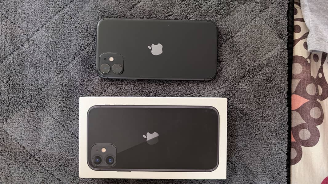 Apple iPhone 11 10