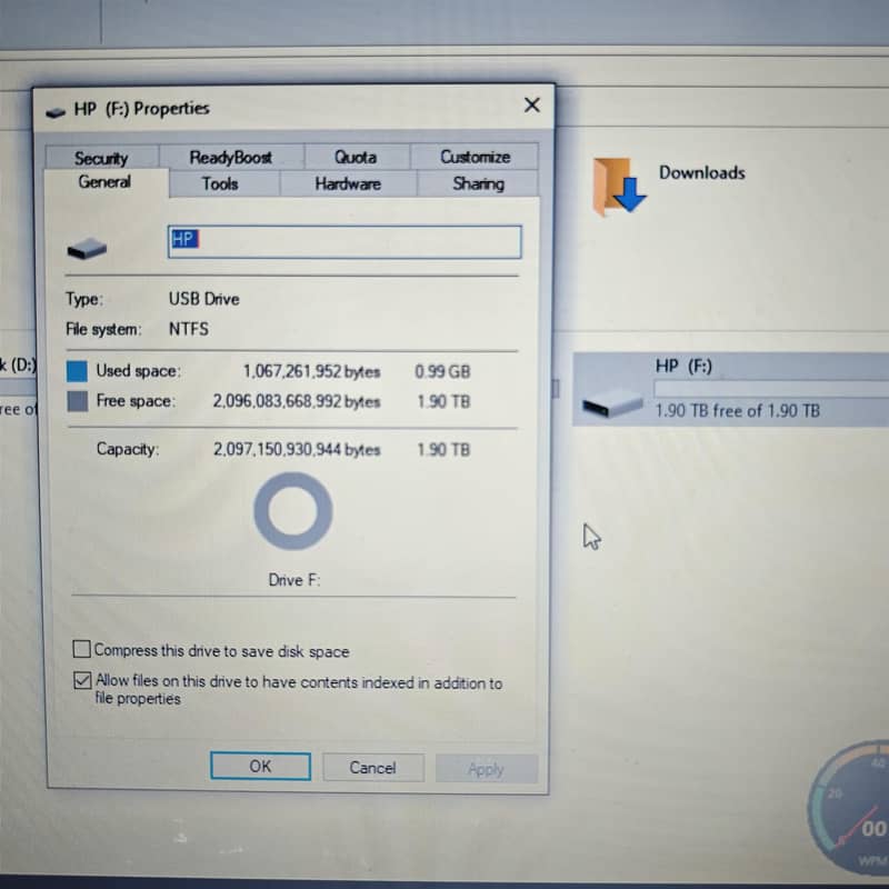 Flash drive (USB 2TB} 0
