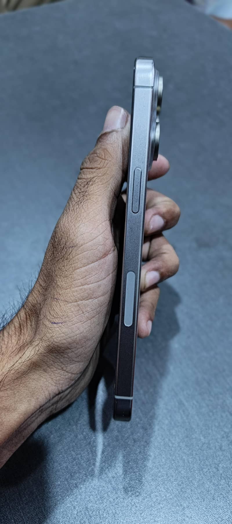 Apple iPhone 15 Pro Max 1
