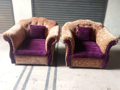 sofa set available please Whatsapp number location