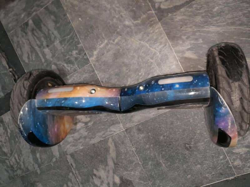 Hoverboard with Bluetooth 2