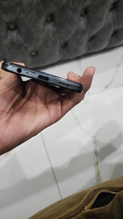Vivo Y16