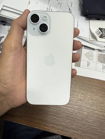 Apple iPhone 15