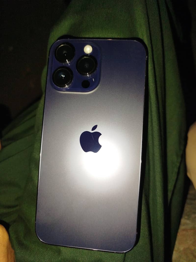 Apple iPhone 14 Pro Max 2