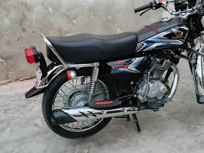 HONDA 125 2025 MODAL TOTAL ORIGINAL 10/10 bilkul ok