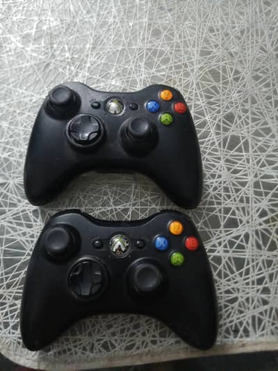 Xbox 360 Wireless Controller Pair