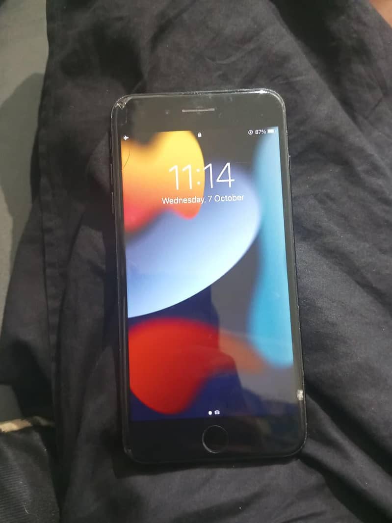 Apple iPhone 7 Plus 1