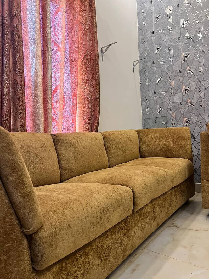 Brand new sofa set 1