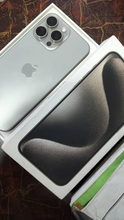 Apple iPhone 15 Pro Max