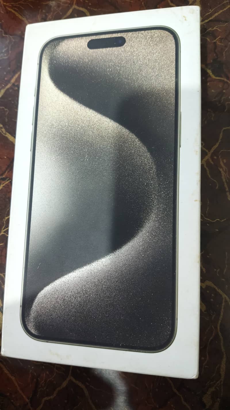 Apple iPhone 15 Pro Max 3