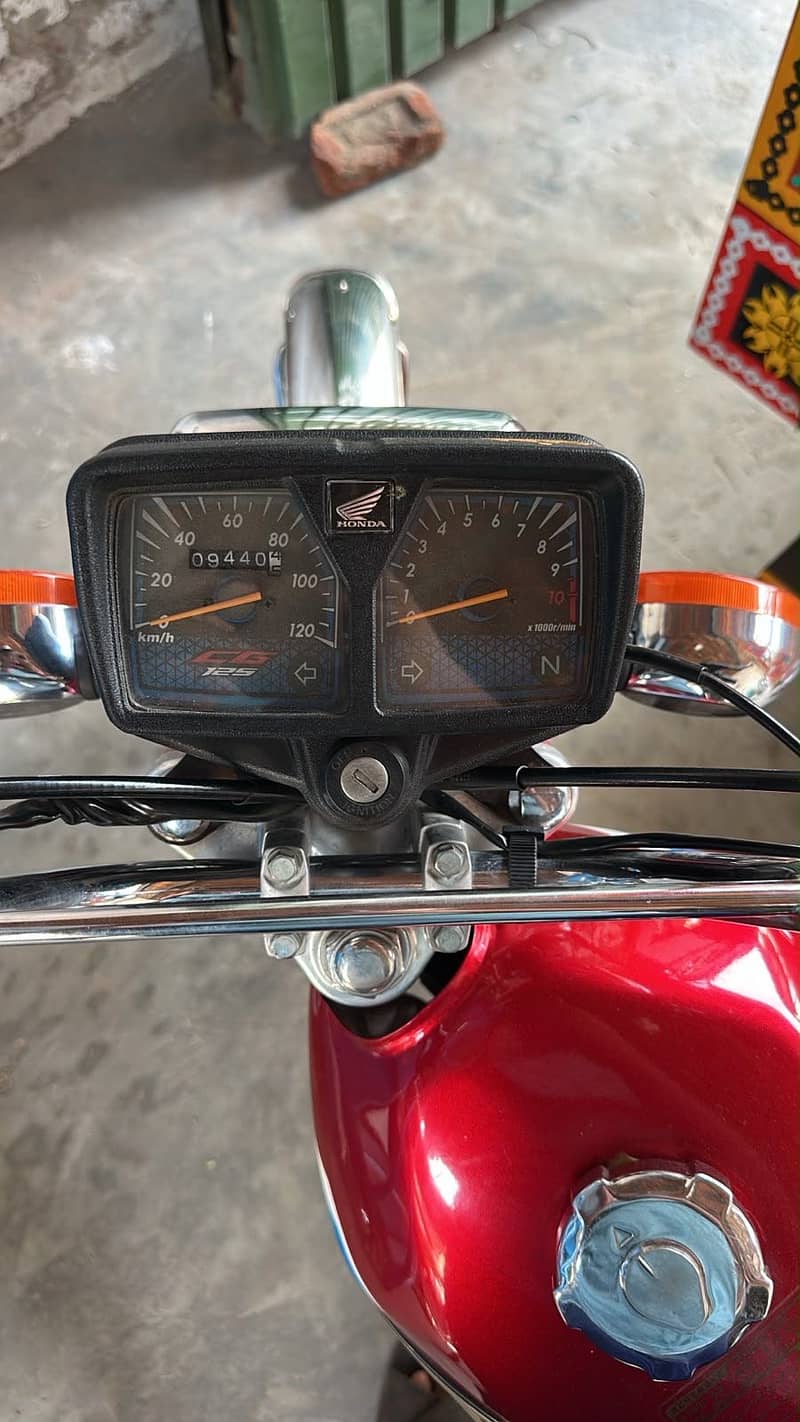 Honda CG125 new condition 4