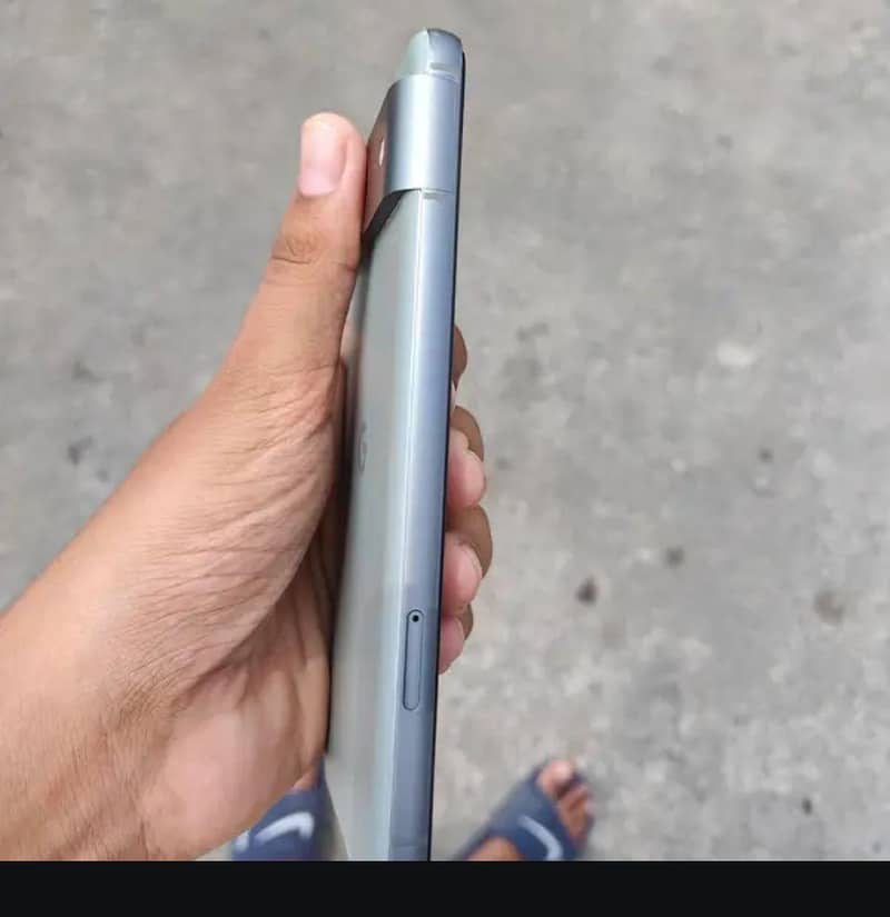 Google Pixel 8 1