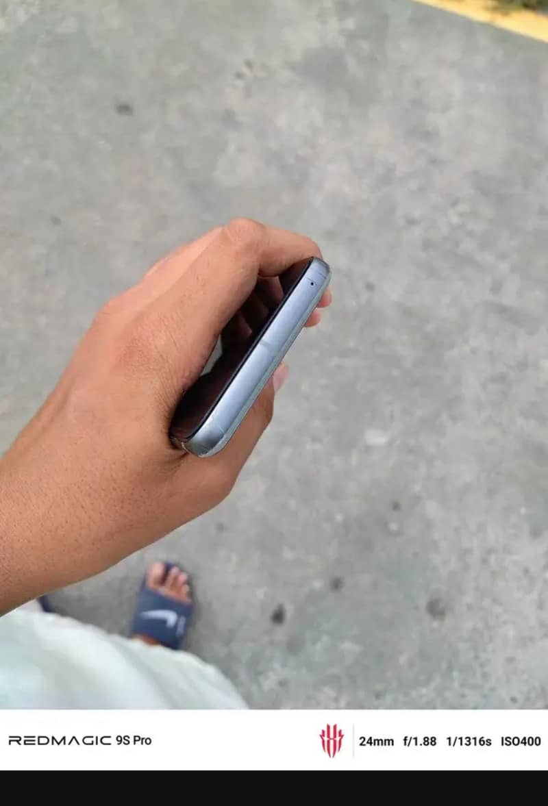 Google Pixel 8 3