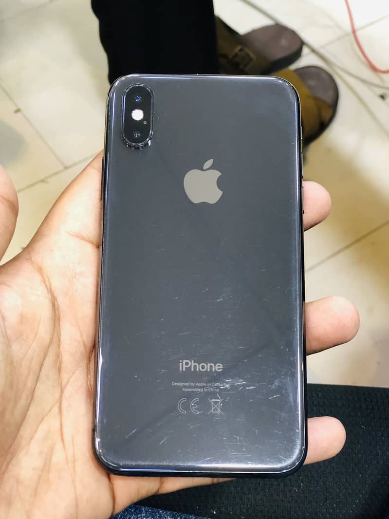 Apple iPhone XS 0