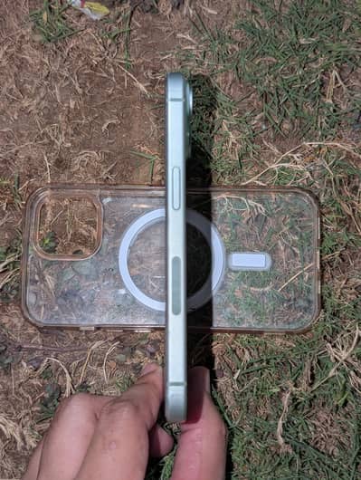 Apple iPhone 15