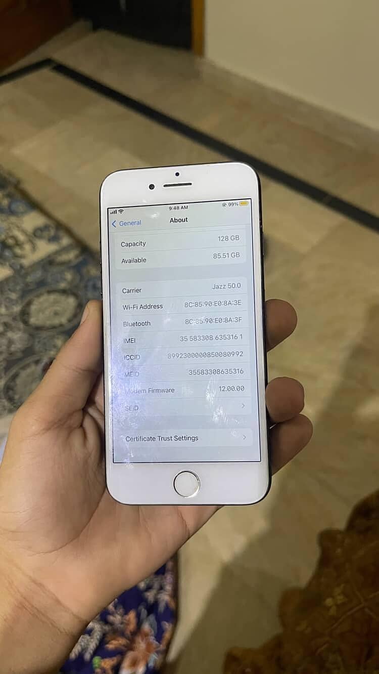 Apple iPhone 7 0