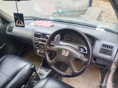 Honda Civic EXi 2001