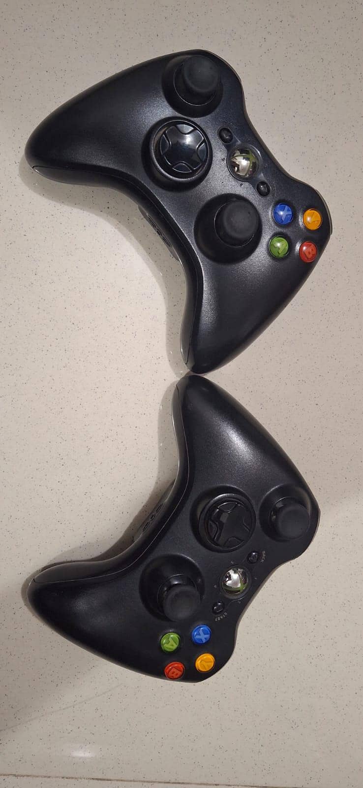 Xbox 360 with 2 wireless consoler 11