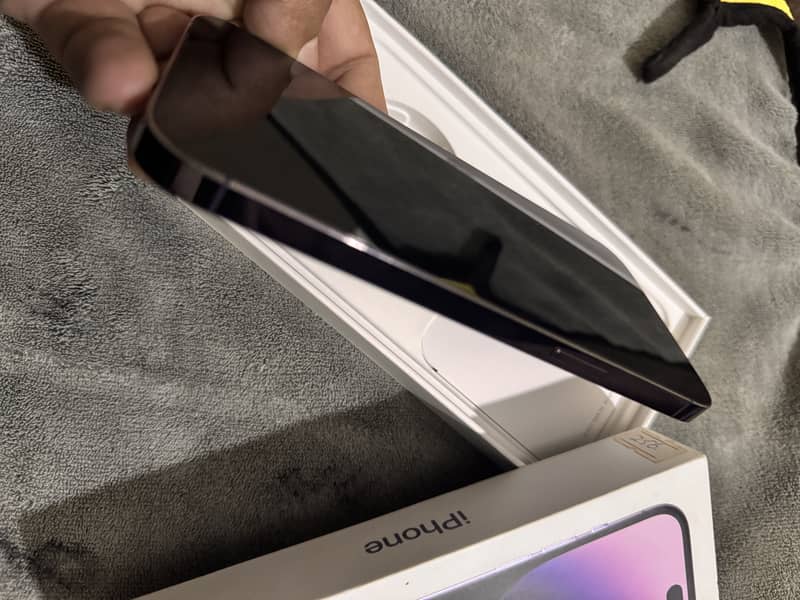 Apple iPhone 14 Pro Max 1