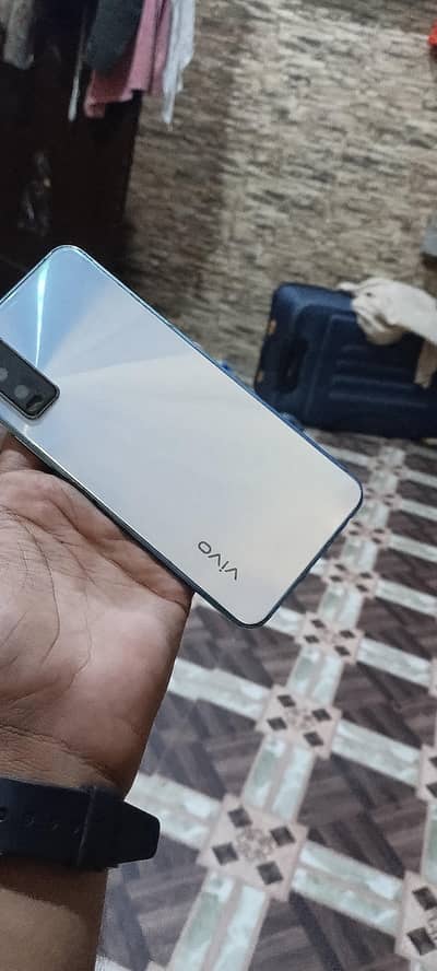 Vivo Y20s