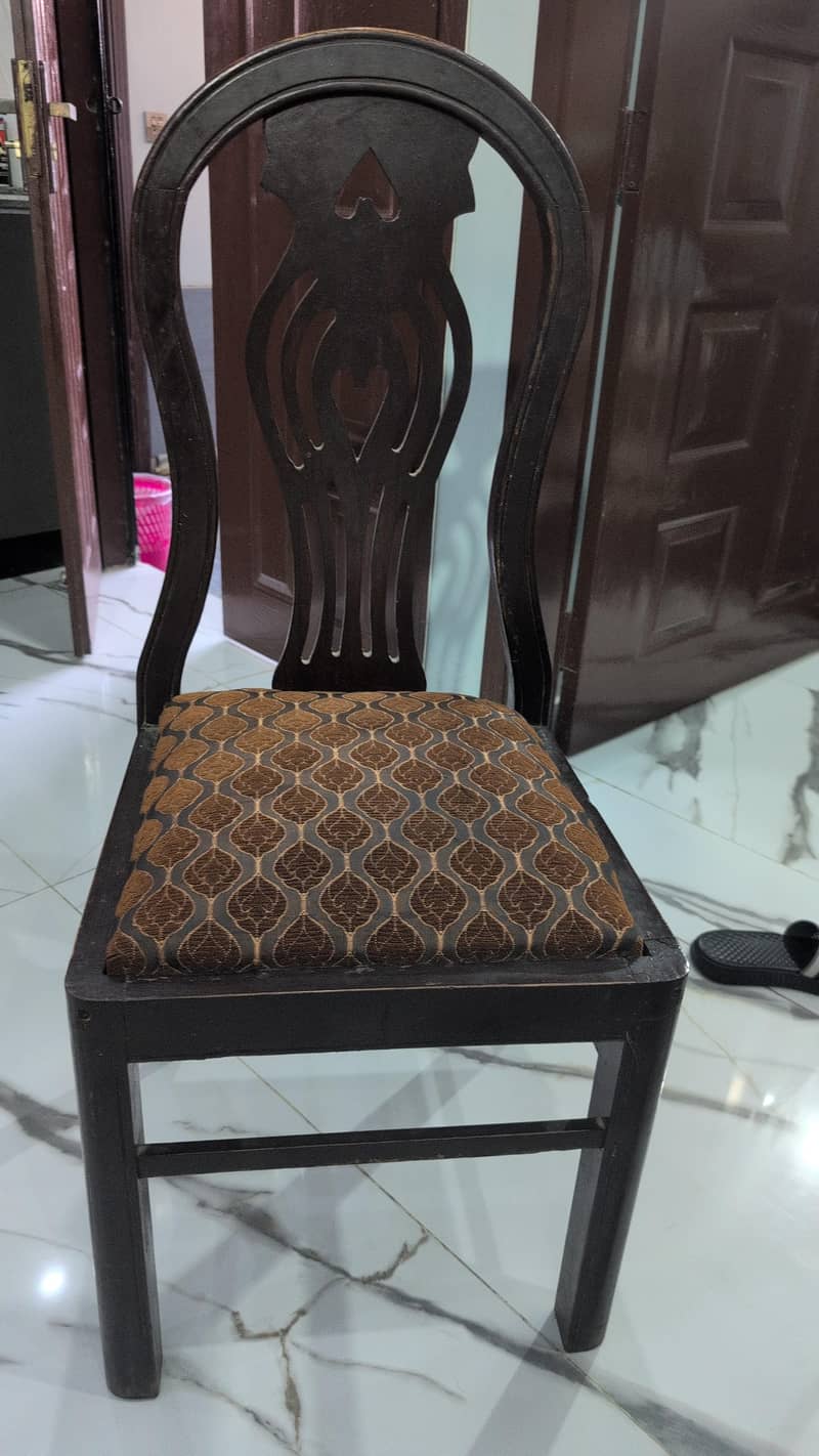 Dining Table and Chairs 4