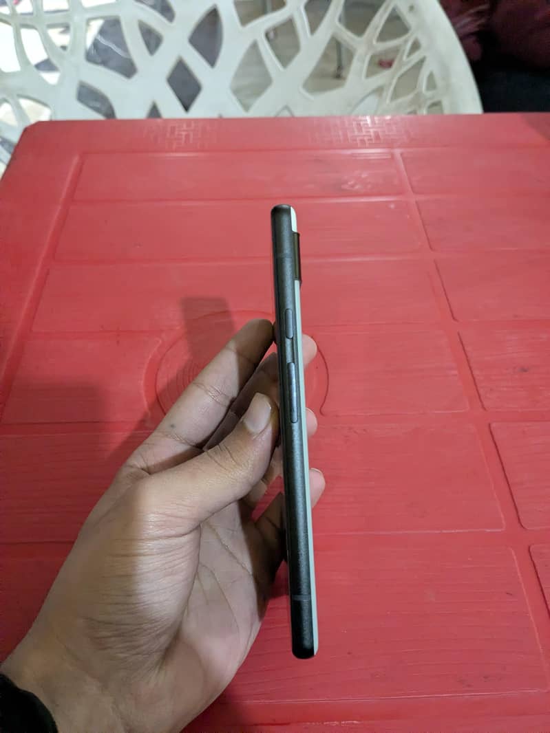 Google Pixel 6a 4