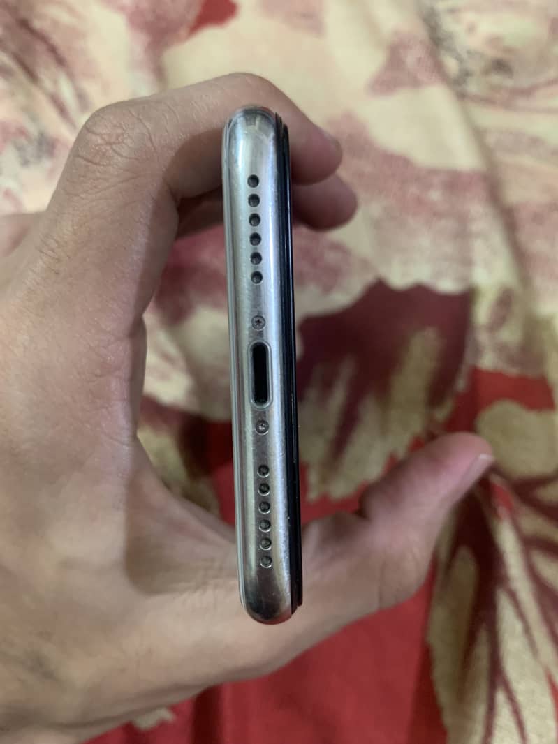 Apple iPhone X 2