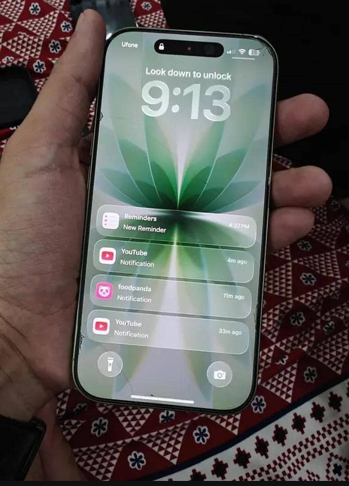 Apple iPhone 17 0