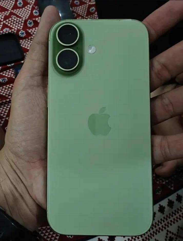 Apple iPhone 17 2