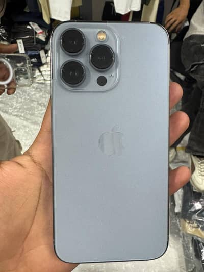 Apple iPhone 13 Pro