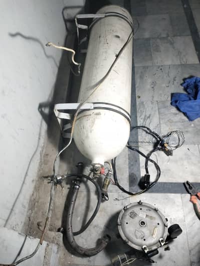 cng kit with coplate cylinder landirinzo